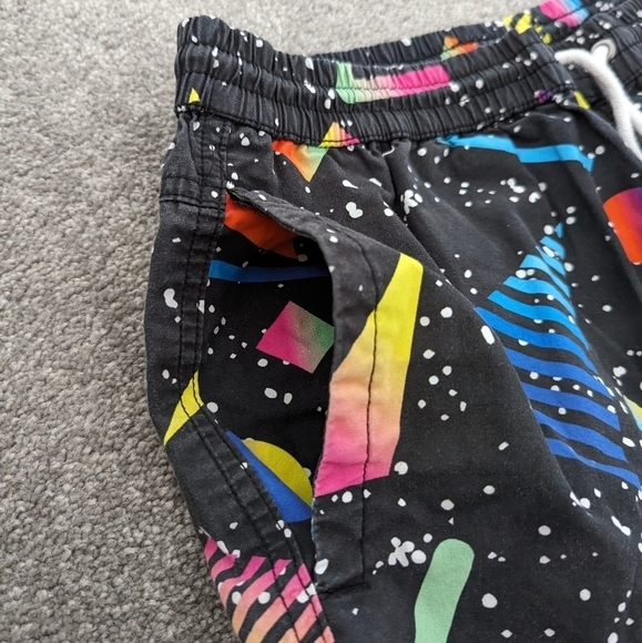 ZOO York 80s 3d print retro vibes swim trunks size Large - Picture 3 of 7